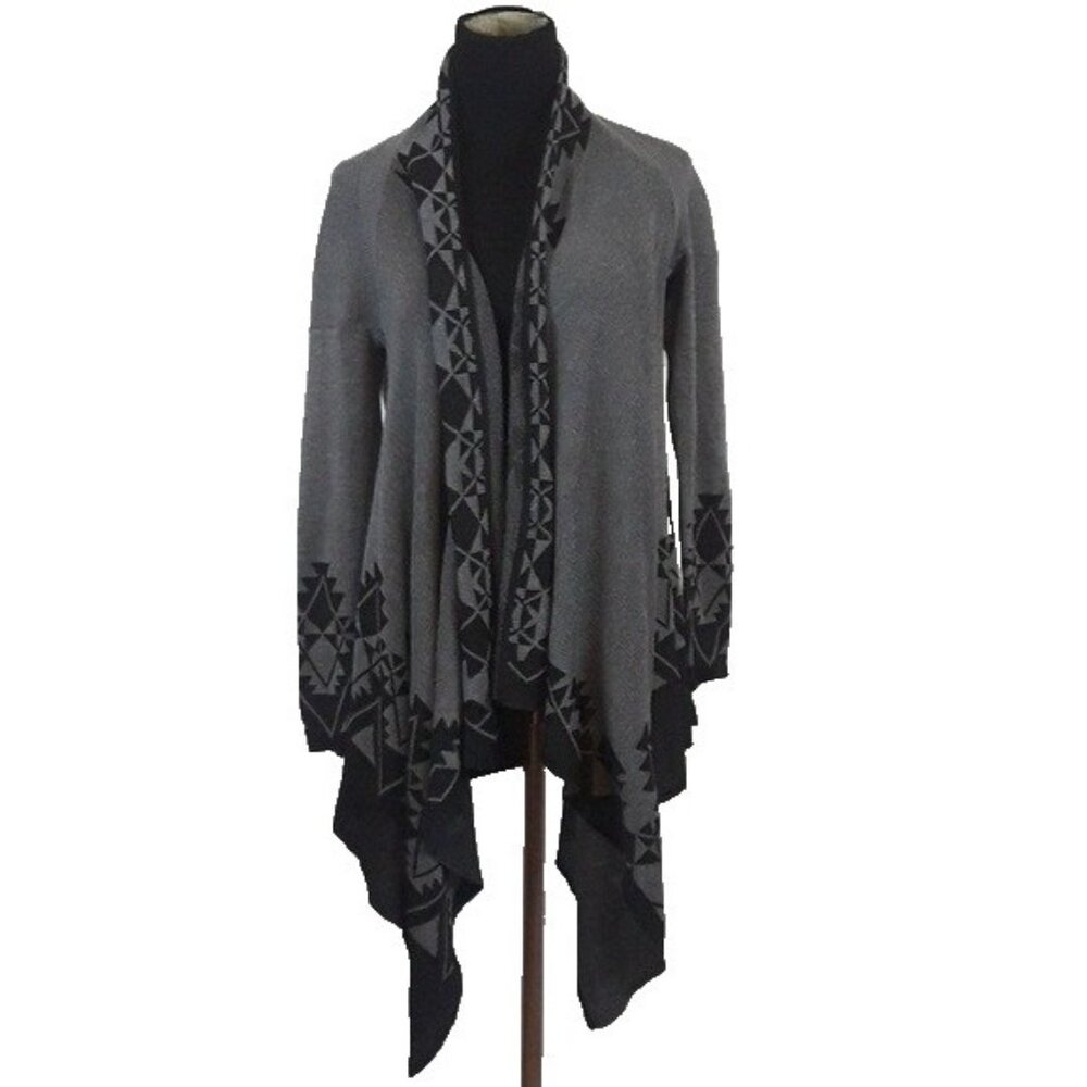 Staccato Wopmens BOHO Aztec Cardigan Small Gray Open Front Cascading Casual